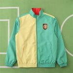 92-94Manchester United F.C. Wear on both sides windbreaker - Image 11