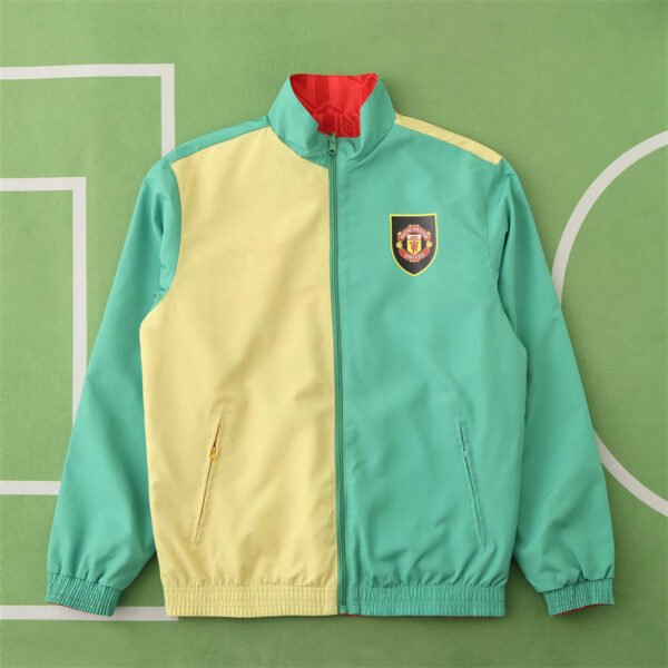 92-94Manchester United F.C. Wear on both sides windbreaker - Image 11