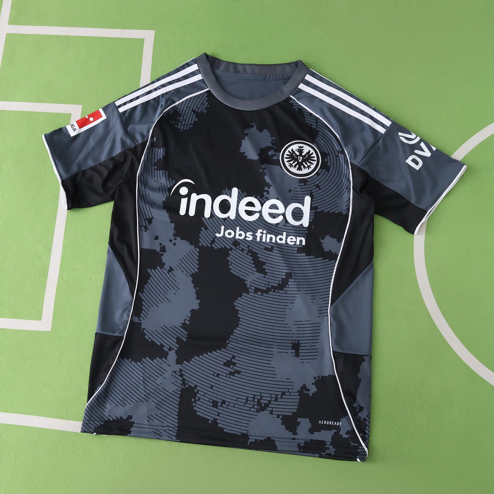 21c25381ac-1 2526 season Eintracht Frankfurt Third Fan version - Billede 1