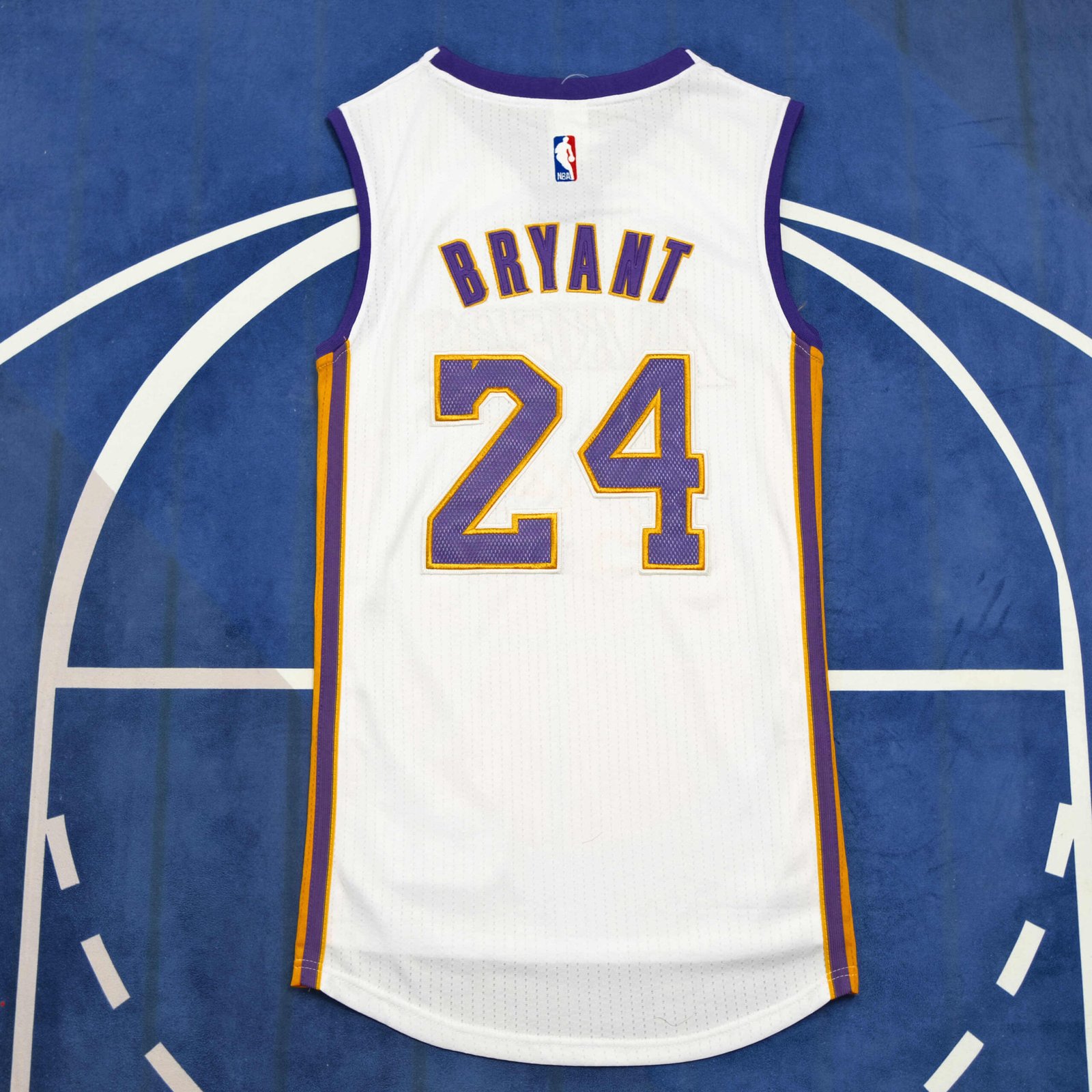 2c12445ee8 NBA L.A. Lakers 24#BRYANT - Imagem 1
