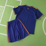 ⁦2526 season Newcastle United F.C. third Kids kit⁩ - الصورة ⁦4⁩