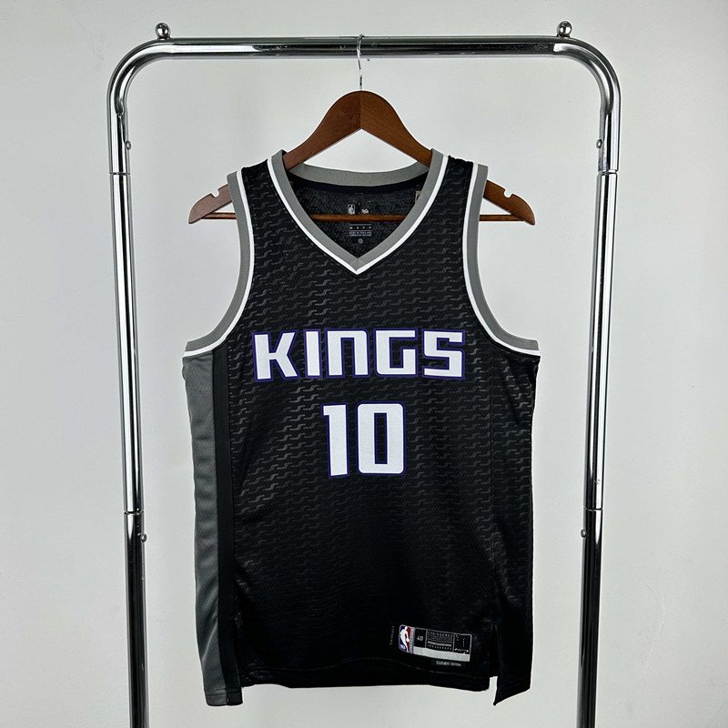 431182c412 NBA Sacramento Kings 10#DEROZAN - Image 1