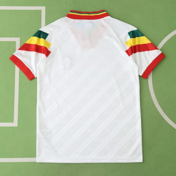 ⁦1992 season Portugal away retro Fan version⁩ - الصورة ⁦12⁩