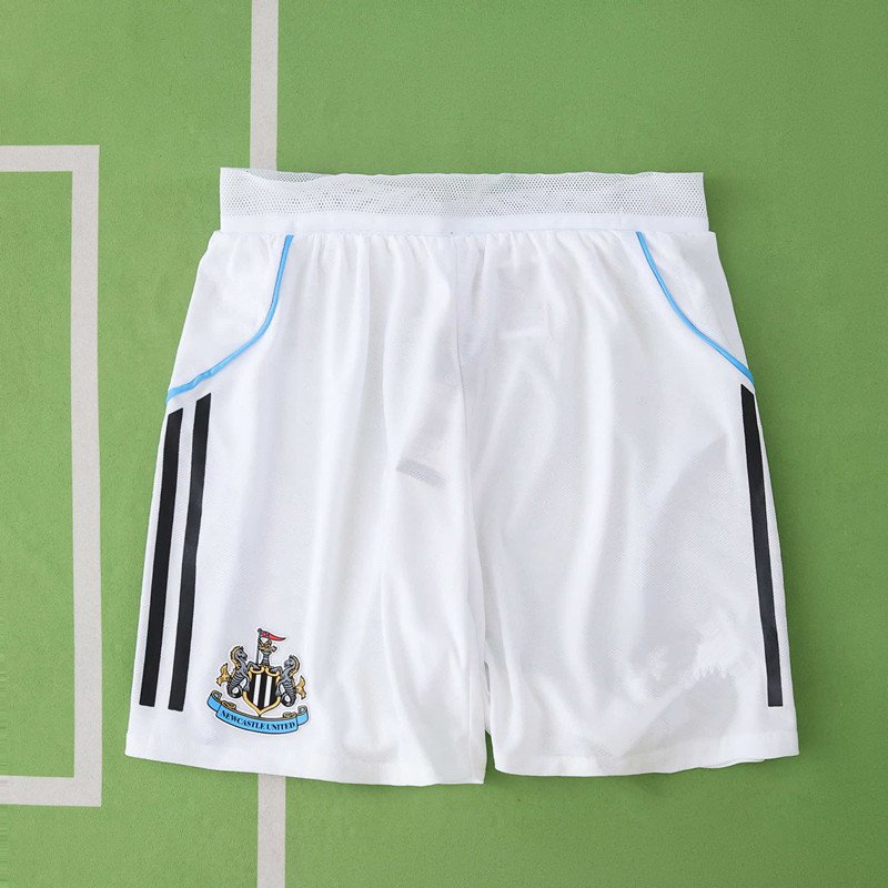 5b1e120633-1 2526 season Newcastle United F.C. home shorts Player version – Image 1