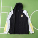 2526 Real Madrid CF black Hooded windbreak - Imagem 5