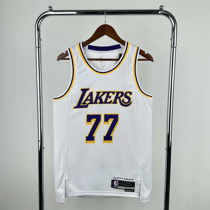 84f8c36f20 NBA L.A. Lakers 77#DONCIC Luka Dončić - Imagem 1