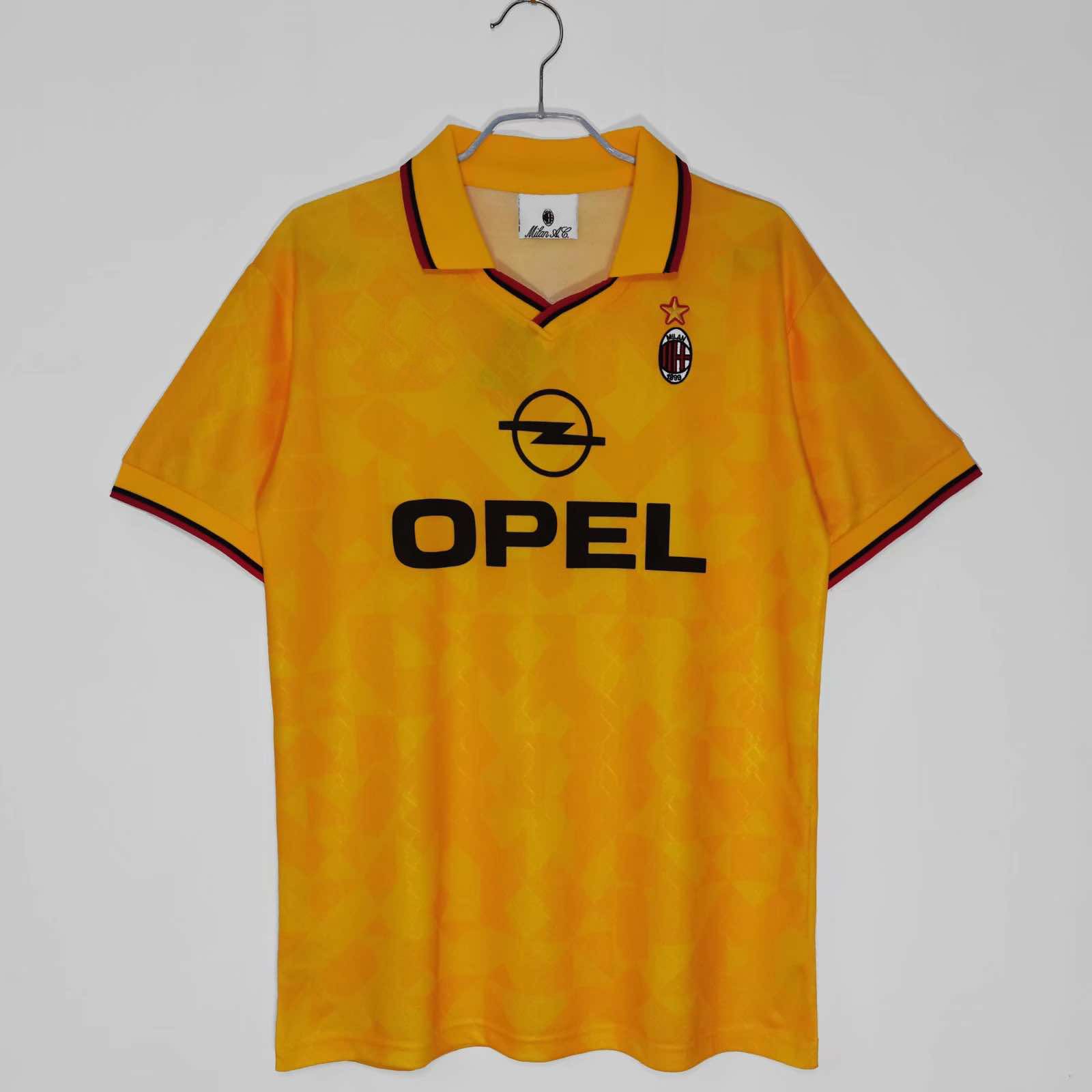 a2c3d52546 9596 season AC Milan third Retro Fan version - Imagem 1