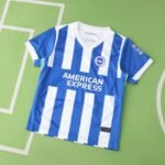 ⁦2526 season Hove Albion Football Club home Kids kit⁩ - الصورة ⁦18⁩