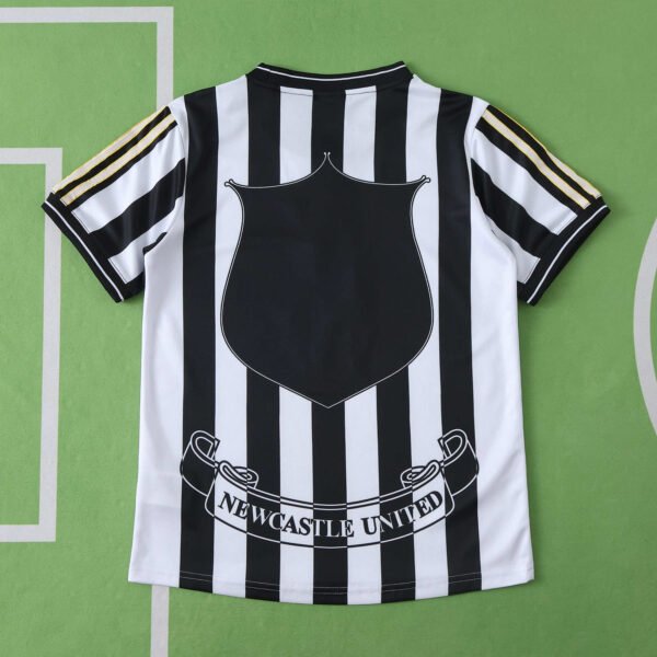 9799 season Newcastle United F.C. home Kids kit - Billede 13