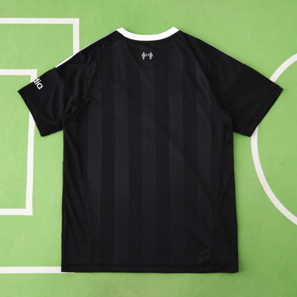 2526 season Liverpool F.C. goalkeeper Fan version - Imagen 14
