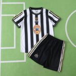 9799 season Newcastle United F.C. home Kids kit
