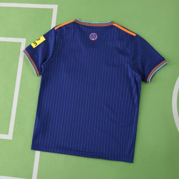 ⁦2526 season Newcastle United F.C. third Kids kit⁩ - الصورة ⁦9⁩