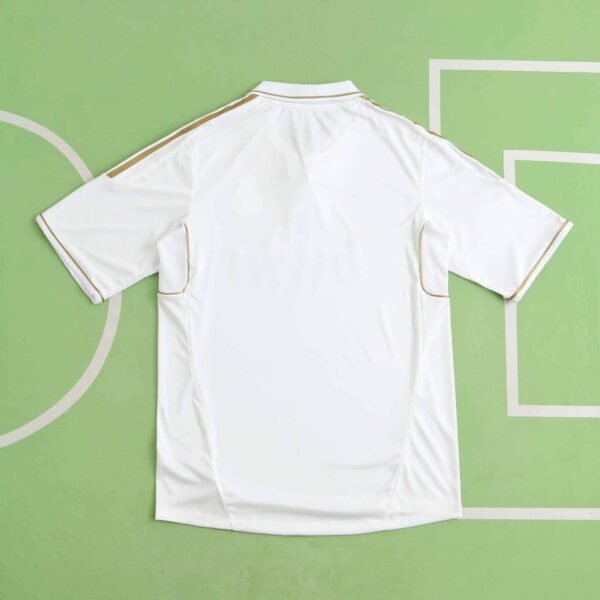⁦1112 season Real Madrid home retro Player version⁩ - الصورة ⁦2⁩