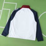 2526 season Manchester United F.C. windbreaker - Imagen 2
