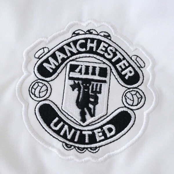 2526 season Manchester United F.C. windbreaker - Imagen 9