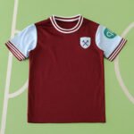 ⁦2425 season West Ham United F.C. home Kids kit⁩ - الصورة ⁦2⁩
