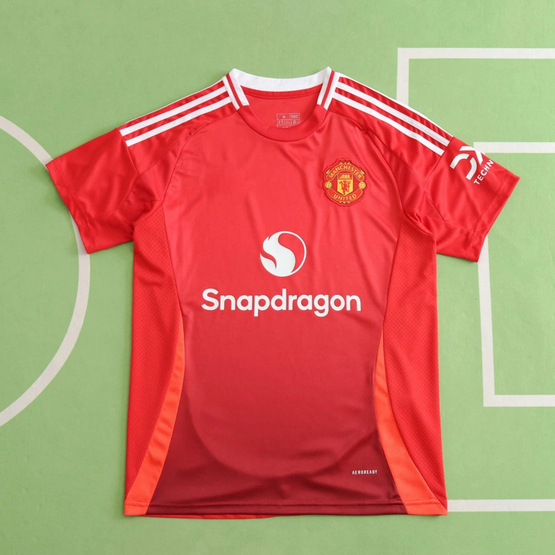 8a6560183a 2425 season Manchester United home Fan version - Imagen 1