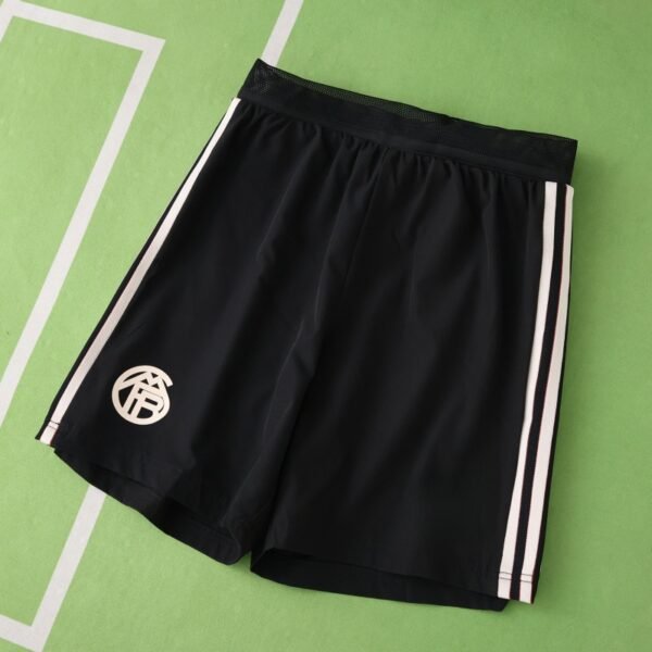 2526 season Manchester United F.C. third Player shorts - Imagen 3