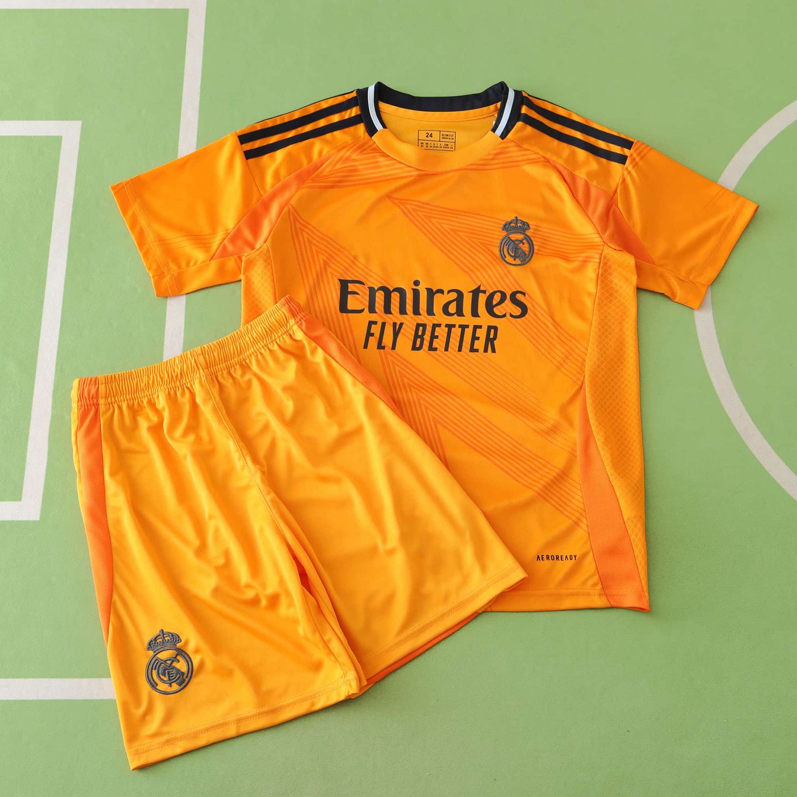 d4265dfcef 2425 season Real Madrid CF away Kids kit – Image 1