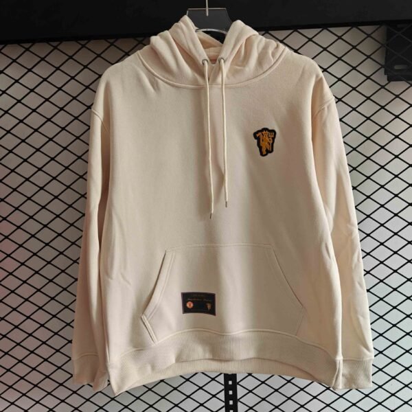 ⁦2526 Manchester United F.C. Co-branded Edition hoodie⁩ - الصورة ⁦2⁩